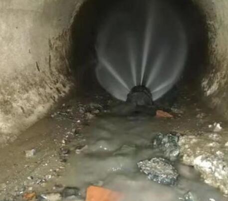 塔什库尔干市政管道清淤