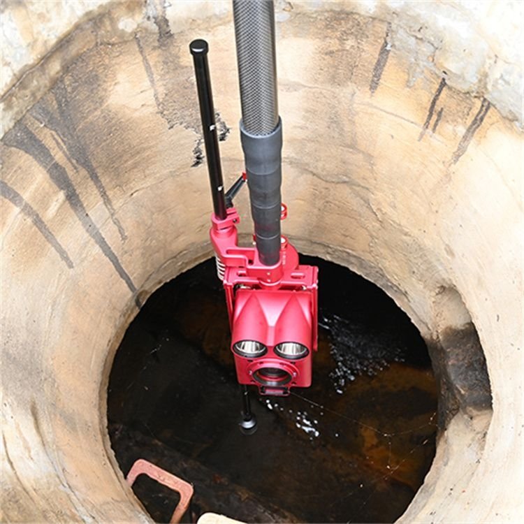 塔什库尔干管道潜望镜检测（QV检测）